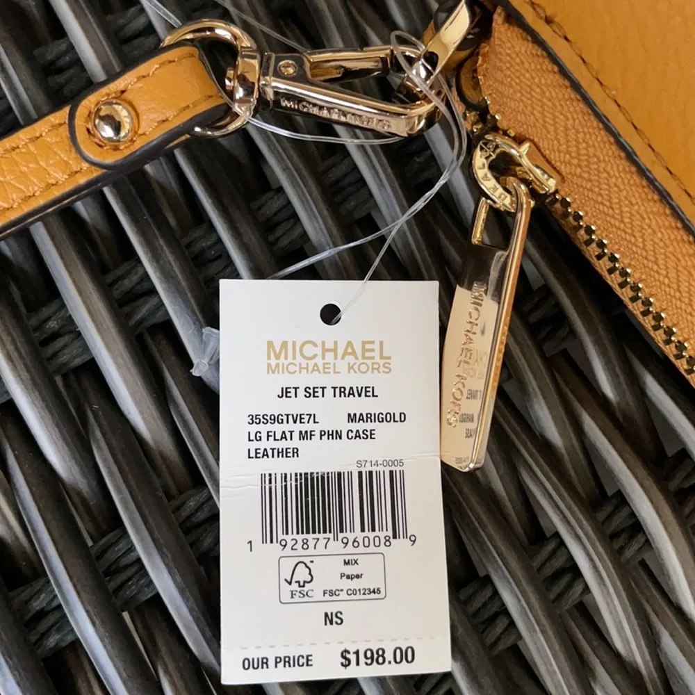 Michael Kors Jet Set Travel Lg Flat Multifunctional Phone Case-Wristlet-Wallet - Picture 7 of 16
